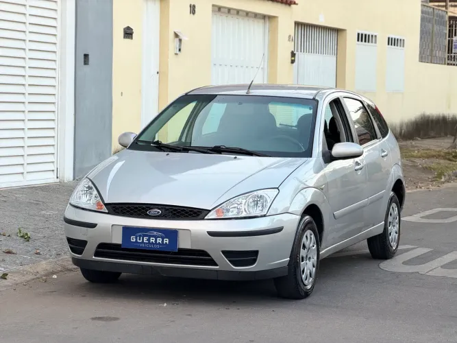 Ford Focus 1.6 S/se/se Plus Flex 8v/16v 5P 2008