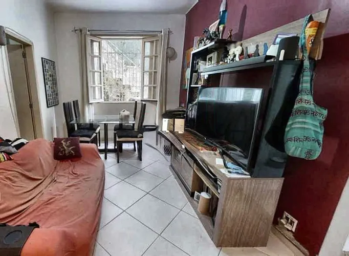 Padrão 1 quartos 43 m2 em Glória