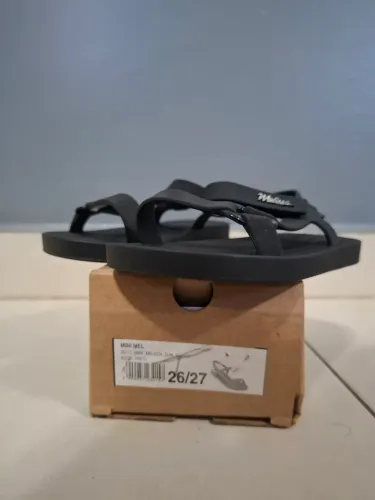 Mini melissa