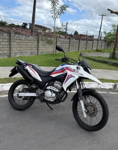 XRE 300 RALLY