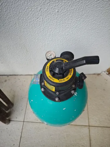 Vendo bomba de piscina 1cv com filtro de bomba