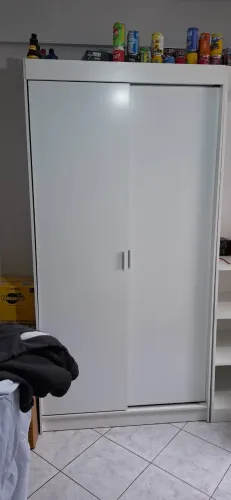 Vendo cômoda e guarda roupa
