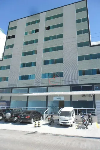 Loja à venda, 90 m² por R$ 300.000,00 - Cavaleiros - Macaé/RJ