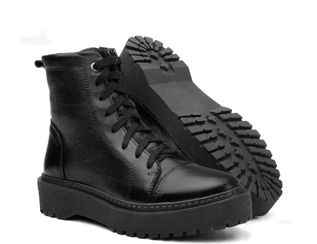 Coturno Preto Plataforma Vittal Nº 35 - Estiloso e Confortável