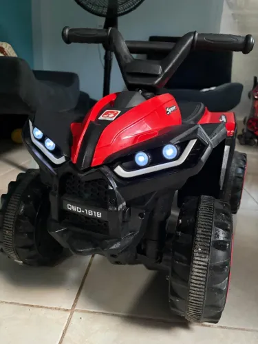 Quadriciclo Elétrico Bandeirante