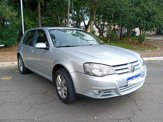 Volkswagen Golf Sportline 1.6 MI Total Flex 8V 4P 2010