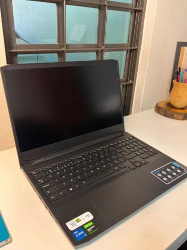 Notebook Lenovo - IdeaPad Gaming 3i (Modelo: 82MG0009BR)