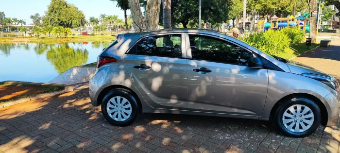 Hyundai HB20 Unique 1.0 Flex 12V Mec. 2019