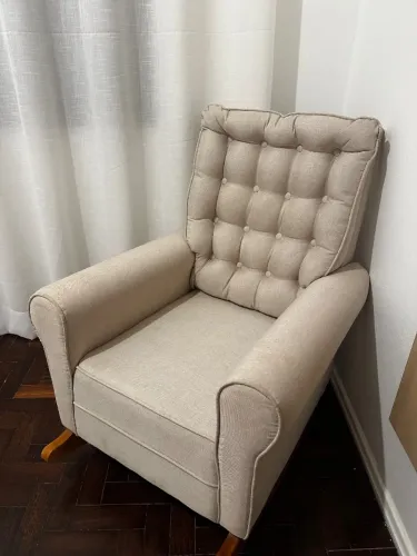 Poltrona de amamentação
