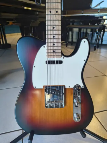 Guitarra telecaster Fender Usa Semi-novo Mixer Instrumentos Musicais