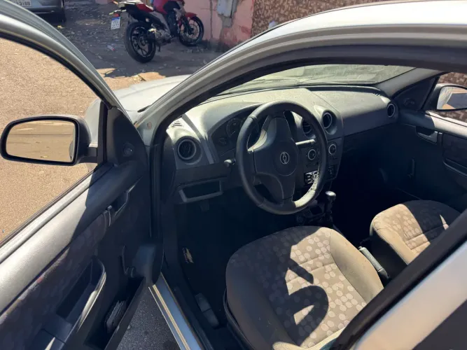 Chevrolet Prisma Sed. Joy/ LS 1.0 8V Flexpower 4P 2011