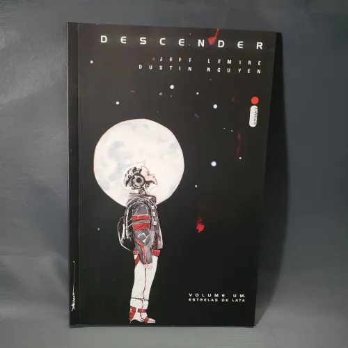Hq Descender volume 1 Estrelas De Lata