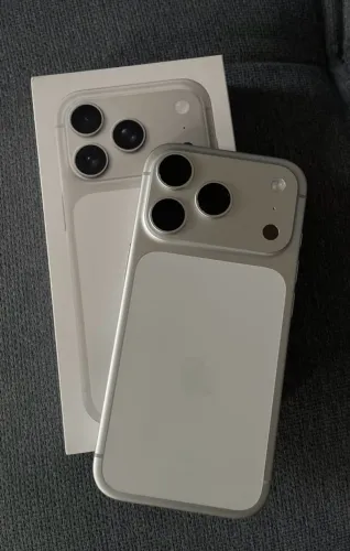17 PRO 256GB