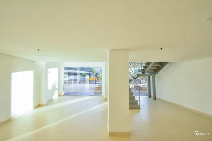 Loja comercial no Alto da Glória