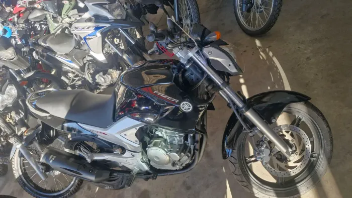 Yamaha ys 250 fazer 2013