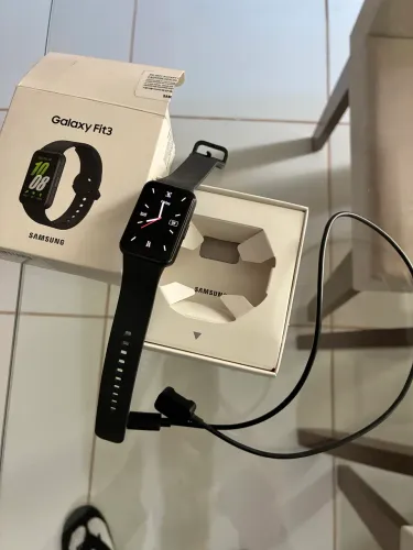 Samsung Galaxy Fit 3 - Preto