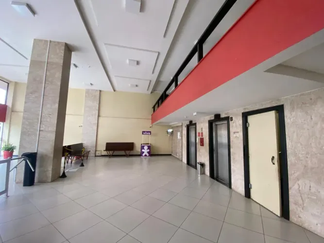 Sala comercial no Edifício Wall Street, com 40m² em excelente localização.