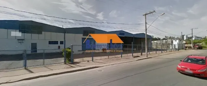 Terreno no Bairro Cacharas
