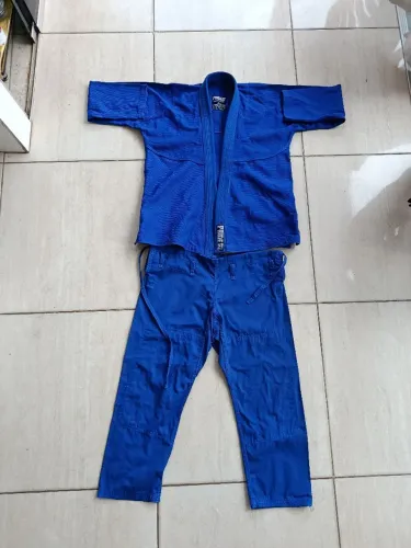 Kimono Pride Gi A1 (Usado 2 vezes em competição)