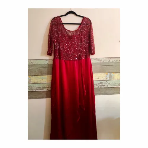 Vestido de festa vermelho