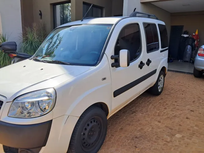 Fiat Doblo Essence 1.8 Flex 16V 5P 2018