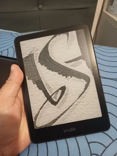 ?Kindle Paperwhite 12ª Geração 16GB - 4 Meses de Uso (+ Capa Brinde)