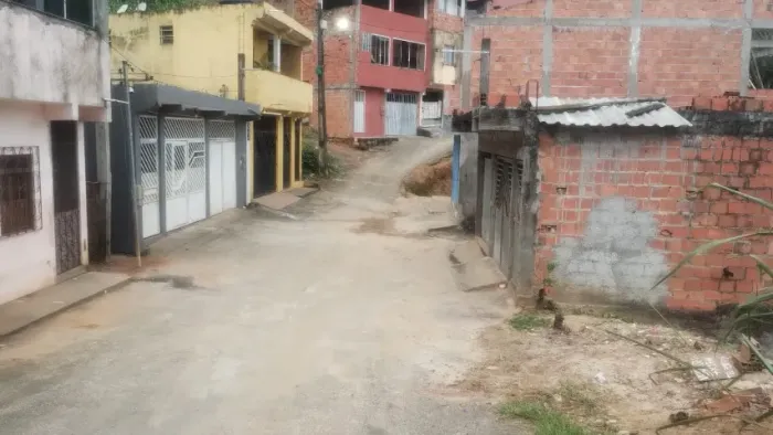 Terreno frente de rua