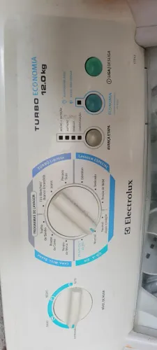 Máquina de lavar roupa Electrolux 