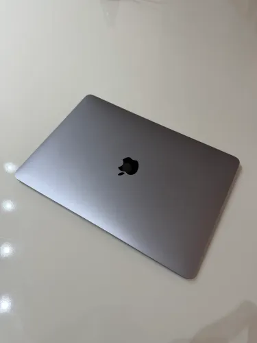 MacBook Air M1 8GB 256 HD