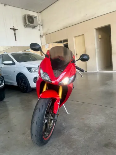 Triumph Daytona 675