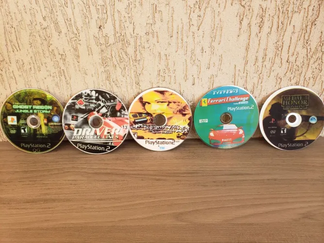 Lote  om 5 jogos Repro de Ps2.