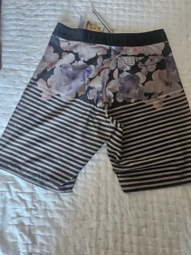 Bermuda tactel Zara