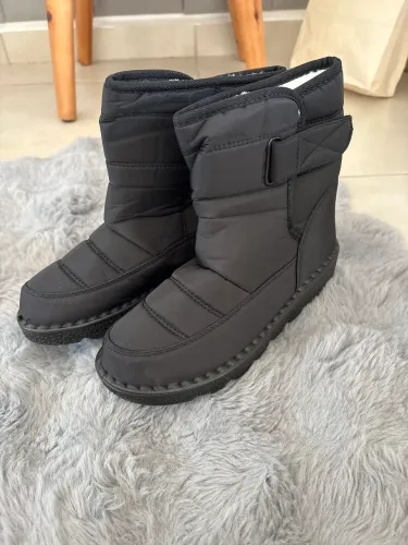 Bota neve
