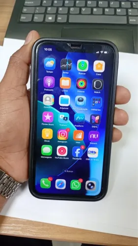 iPhone 11