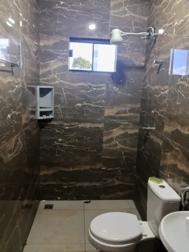 Apartamento no barragem 2 próximo do supermercado candango próximo de tudo ótima