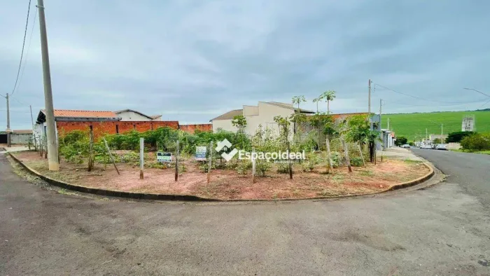 Terreno à venda, 331 m² - Jardim Grajaú - Lençóis Paulista/SP