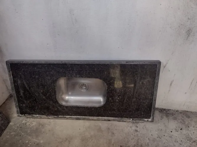 Pia de cozinha com pedra
