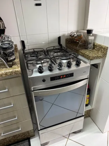 Fogão Brastemp ative prata 4 bocas piso