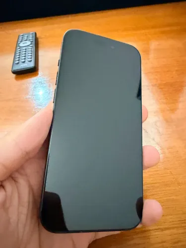 Apple iPhone 15 128GB - Preto