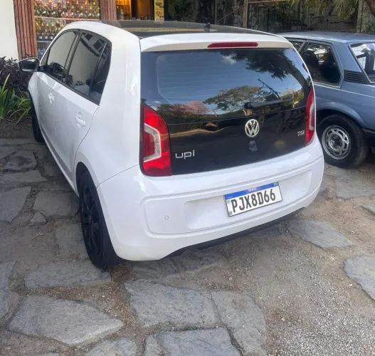 Volkswagen Up! Move 1.0 TSI Total Flex 12V 5P 2016