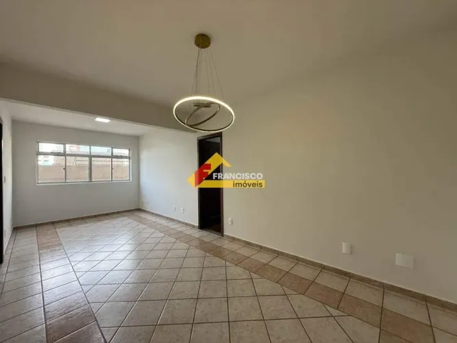 Apartamento para aluguel, 3 quartos, 1 suíte, 1 vaga, Centro - Divinópolis/MG