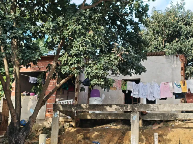 Vendo minha casa - R$ 120.000