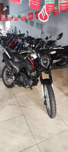 YAMAHA XTZ CROSSER 150 PRETA 2025 Shalon veículos Cariacica