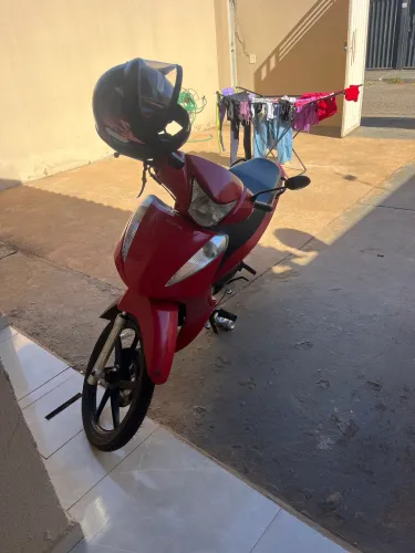 Vendo Honda biz 125 Ex