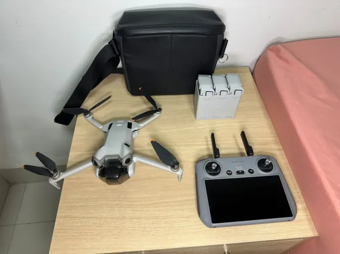 Drone DJI mini 4 pro combo Fly more plus 