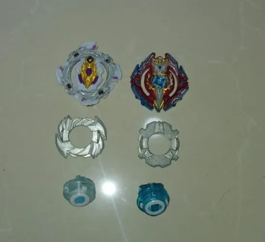 2 Beyblade com Lançador RL