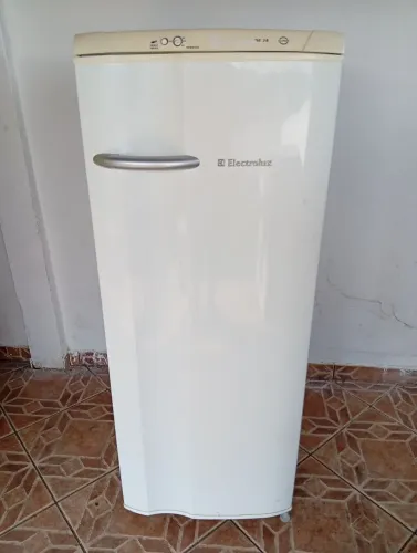 Geladeira Eletrolux