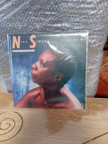 Disco vinil nina Simone ler It be me