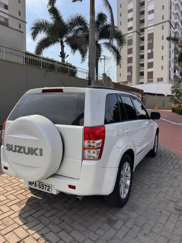 Suzuki Grand Vitara 2.0 16V 4x2/4x4 5P Aut. 2014