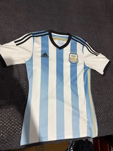camisa titular da Seleção Argentina da Copa do Mundo de 2014